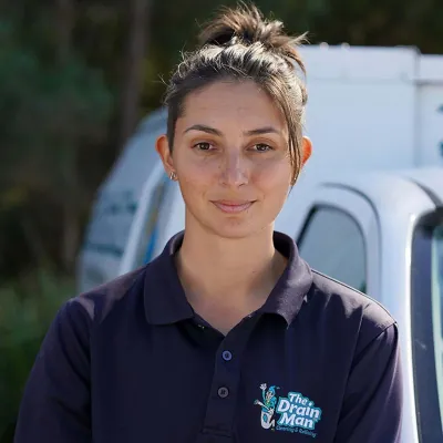 Viki, Relining Assistant at The Drain Man